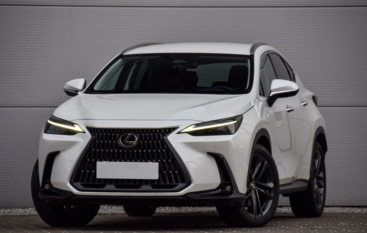 Lexus NX 450h+ Prestige AWD 2025 - używany samochód w leasingu
