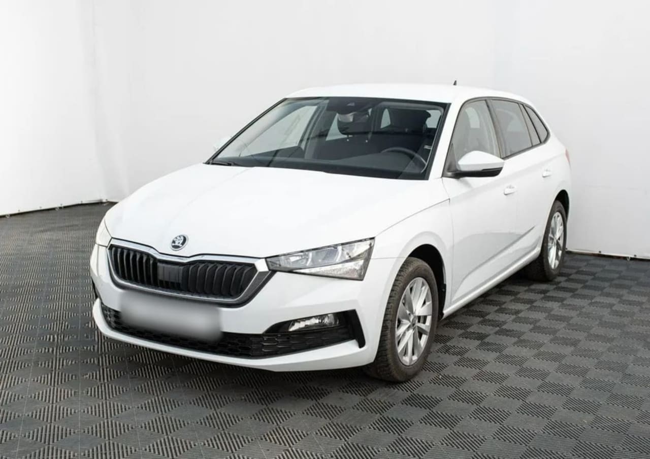 Skoda Scala 1.5 TSI Ambition DSG 2023 - używany samochód w leasingu
