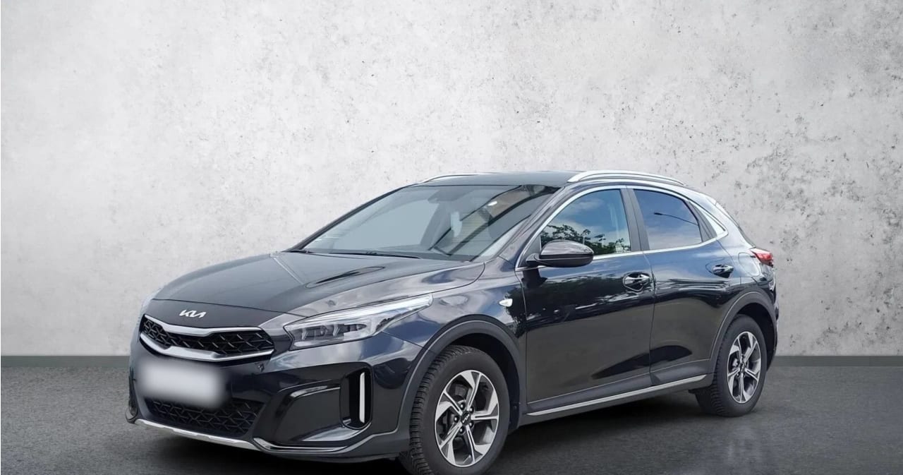 Kia XCeed 1.5 T-GDI M DCT 2023 - używany samochód w leasingu