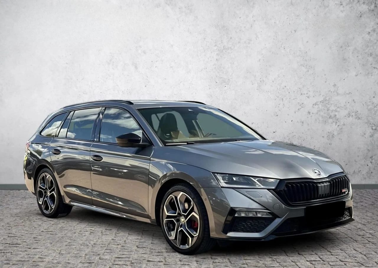 Skoda Octavia 2.0 TDI RS DSG 2023 - używany samochód w leasingu