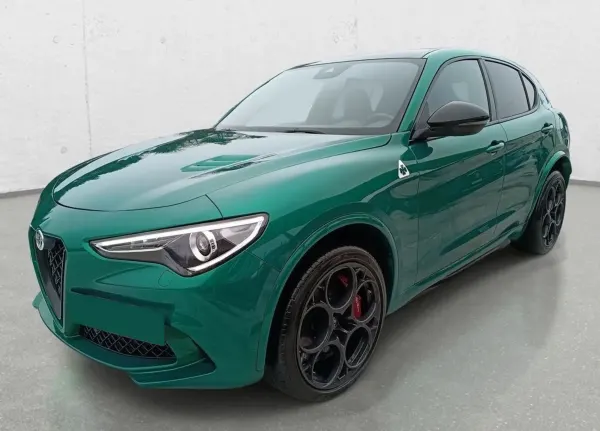Alfa Romeo Stelvio 2.9 V6 Bi-Turbo Quadrifoglio Q4 aut 2022 - gebrauchtes Leasingfahrzeug