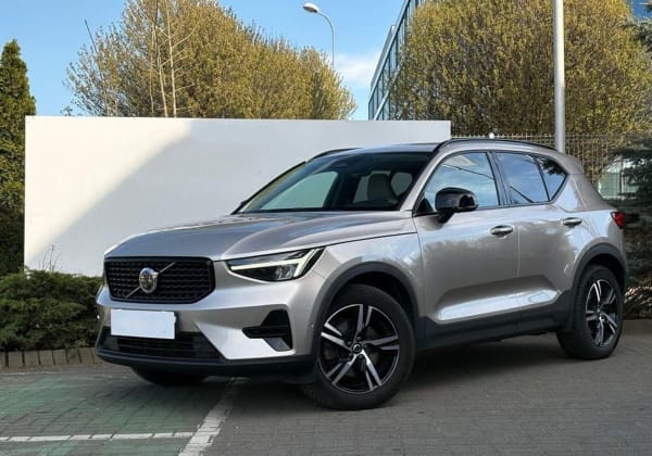 Volvo XC 40 XC40 B3 Plus Dark aut