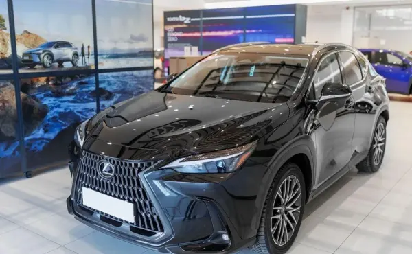 Lexus  NX 450h+ Prestige AWD