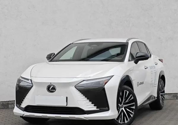 Lexus  RZ 450e Omotenashi DIRECT4