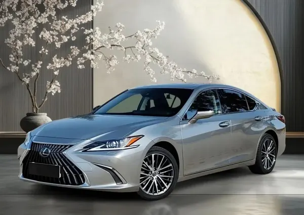 Lexus  ES 300h Business Edition