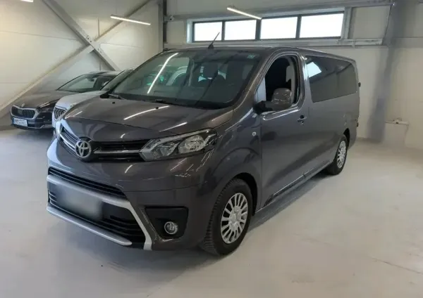 Toyota ProAce Proace Verso 2.0 D4-D Long Business