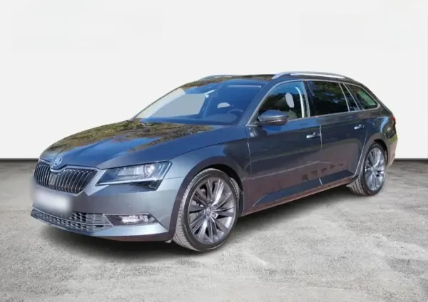 Skoda  Superb 2.0 TDI SCR Style DSG