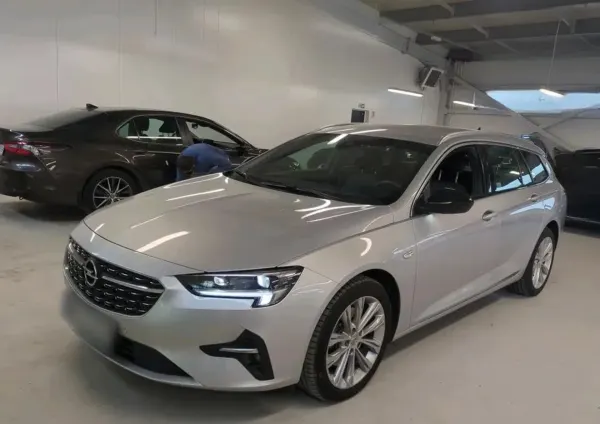 Opel Insignia 2.0 CDTI Business Elegance S&S aut 2022 - używany samochód w leasingu