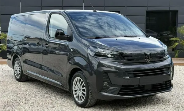 Peugeot Traveller 2.0 BlueHDi Long Business EAT8 2025 - używany samochód w leasingu