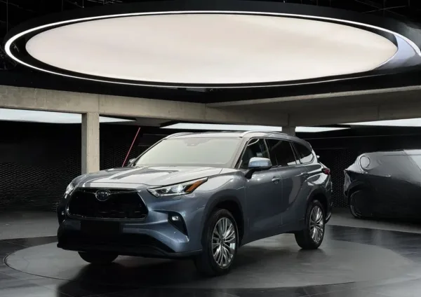 Toyota Highlander 2.5 Hybrid Prestige 2022 - używany samochód w leasingu