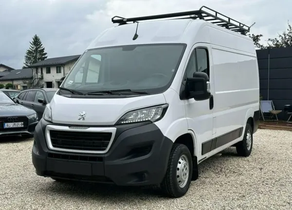Peugeot Boxer 333 BlueHDi L2H2 Pro