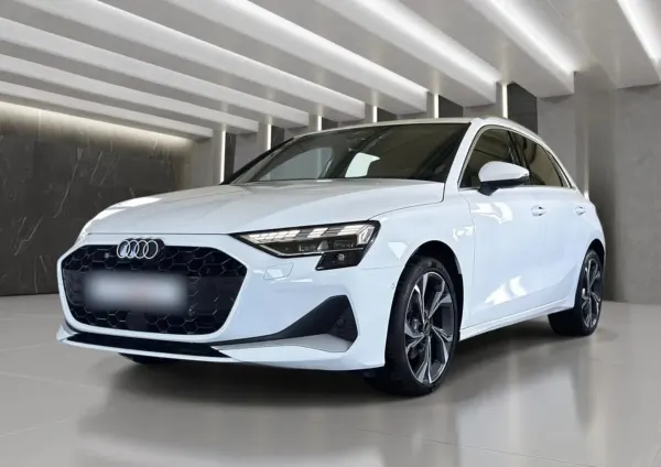 Audi A3 35 TFSI mHEV S tronic 2025 - używany samochód w leasingu