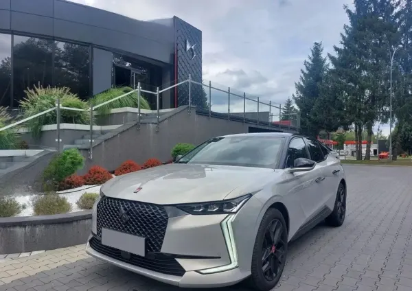 DS 4 1.2 PureTech Performance Line aut 2024 - używany samochód w leasingu
