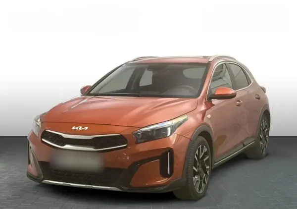 Kia XCeed 1.5 T-GDI M DCT 2023 - używany samochód w leasingu