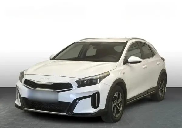 Kia XCeed 1.5 T-GDI M DCT 2023 - używany samochód w leasingu