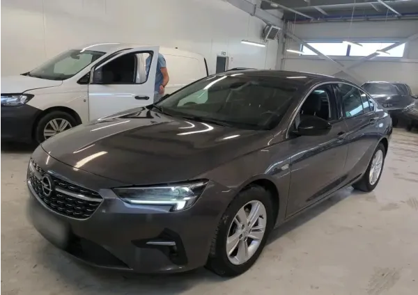 Opel Insignia 2.0 CDTI Elegance S&S aut 2022 - używany samochód w leasingu