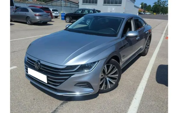 Volkswagen Arteon 2.0 TSI Elegance DSG 2023 - używany samochód w leasingu