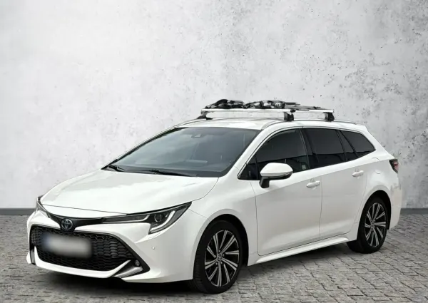 Toyota Corolla 2.0 Hybrid Comfort 2022 - вживаний автомобіль в лізингу