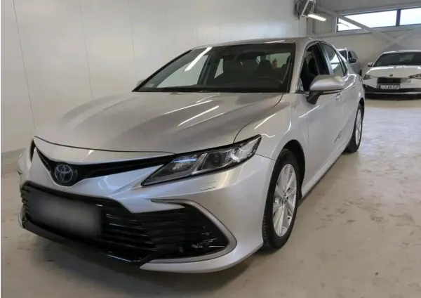 Toyota Camry 2.5 Hybrid Comfort CVT 2022 - вживаний автомобіль в лізингу