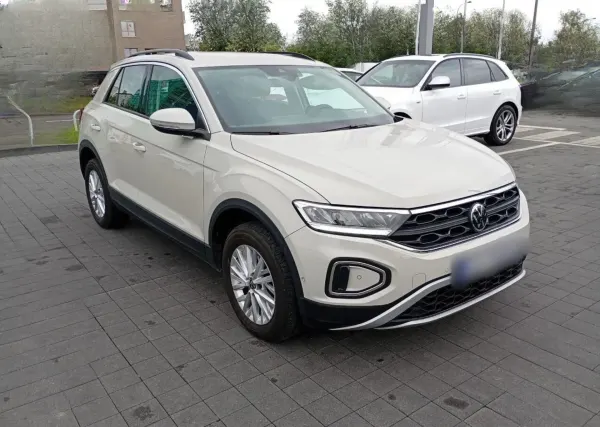 Volkswagen T-Roc 1.5 TSI Life 2022 - вживаний автомобіль в лізингу