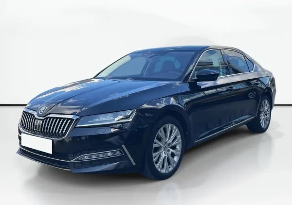 Skoda Superb 2.0 TDI SCR L&K DSG 2022 - gebrauchtes Leasingfahrzeug