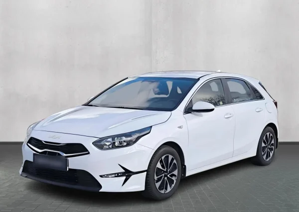 Kia Ceed 1.5 T-GDI M DCT 2024 - gebrauchtes Leasingfahrzeug