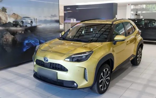 Toyota Yaris Cross Hybrid 1.5 Comfort 2023 - gebrauchtes Leasingfahrzeug