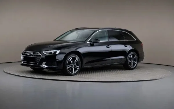 Audi A4 35 TFSI mHEV S tronic 2024 - вживаний автомобіль в лізингу
