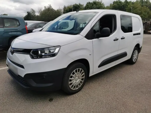 Toyota Proace City 1.5 D-4D Long 2,3t Active (bryg.) 2022 - używany samochód w leasingu