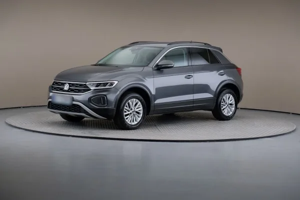 Volkswagen T-Roc 1.5 TSI Life 2023 - used car for lease