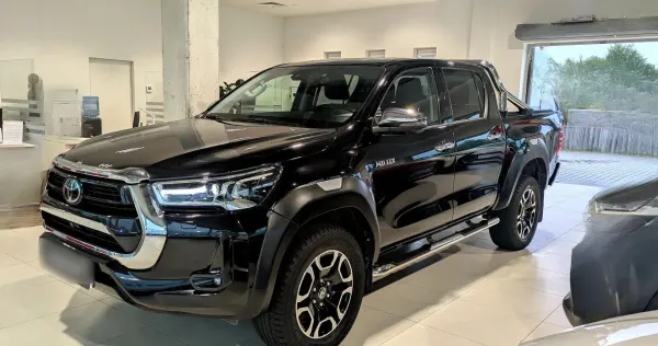 Toyota Hilux 2.8 D-4D Double Cab SR5+ 4x4 aut 2022 - вживаний автомобіль в лізингу