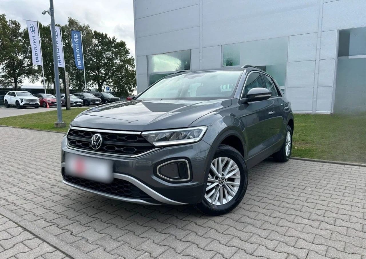 Volkswagen T-Roc 1.5 TSI Life DSG 2024 - used car for lease