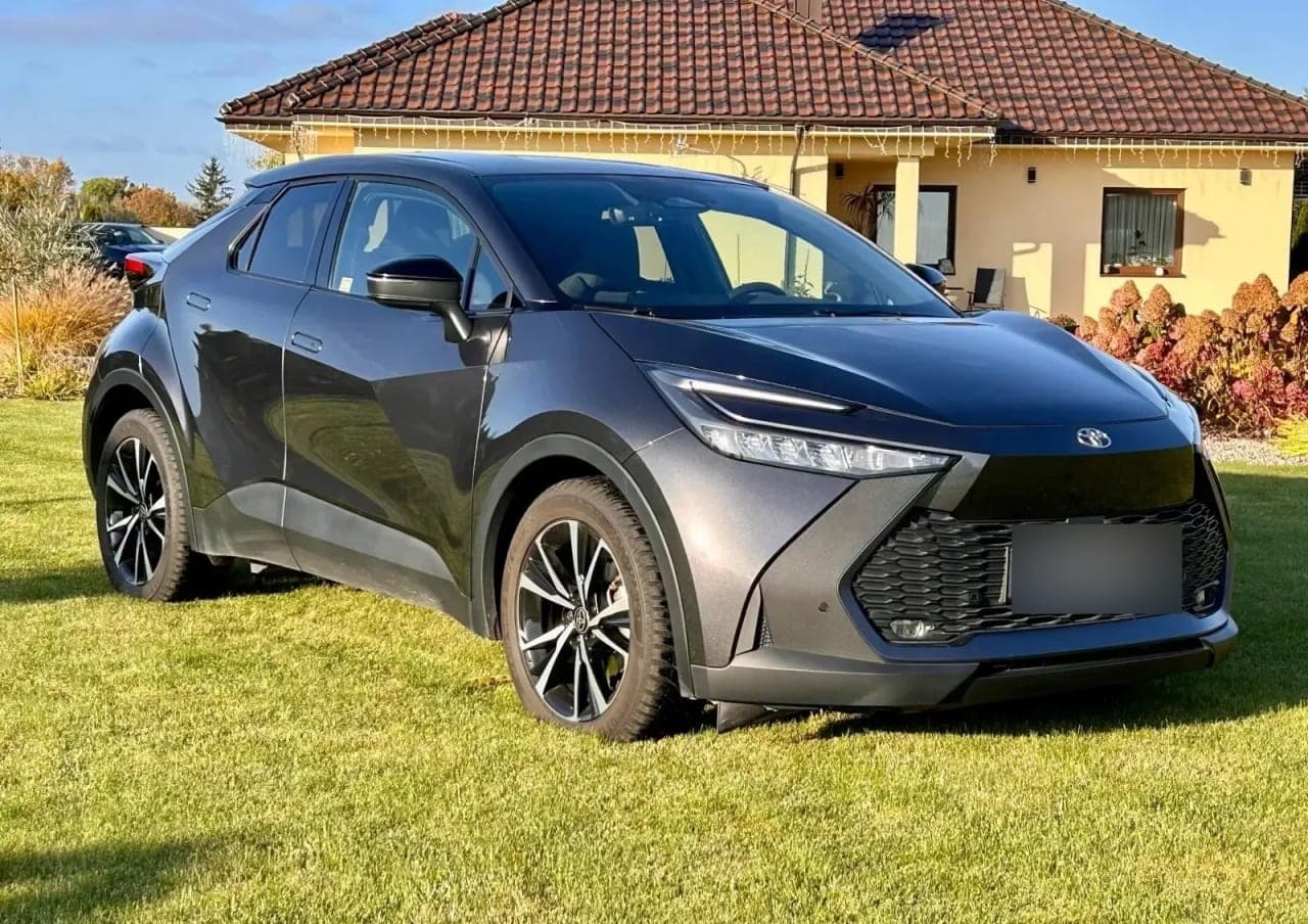 Toyota C-HR 1.8 Hybrid Style 2023 - gebrauchtes Leasingfahrzeug