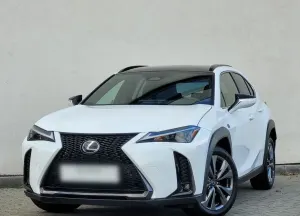 Lexus  UX 300h F Sport Design