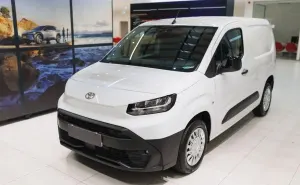 Toyota  Proace City 1.5 D-4D Standard 2,3t Active