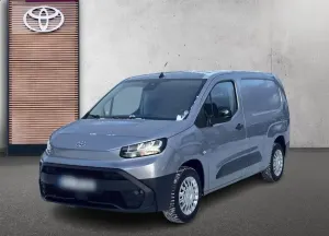 Toyota  Proace City 1.5 D-4D Long 2,3t Active