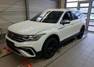 Volkswagen  Tiguan 2.0 TSI 4Mot. Elegance DSG