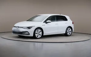 Volkswagen  Golf VIII 1.5 eTSI EVO Style DSG