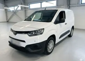Toyota  Proace City 1.5 D-4D Standard 2,3t Active