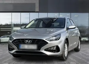 Hyundai  i30 1.5 DPI Modern