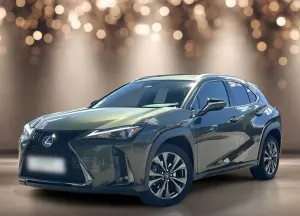 Lexus  UX 300h F Sport Design
