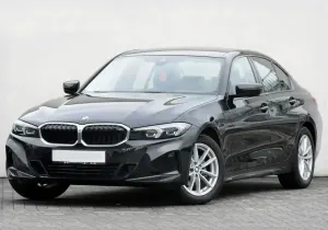 BMW Seria 3 318i Advantage aut