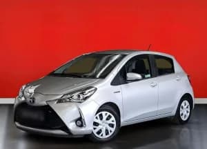 Toyota  Yaris Hybrid 100 Premium