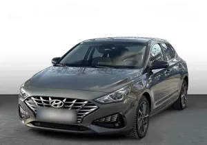 Hyundai i30 Fastback 1.5 T-GDI 48V Smart DCT
