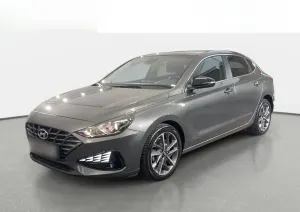 Hyundai  i30 Fastback 1.5 T-GDI 48V Smart DCT