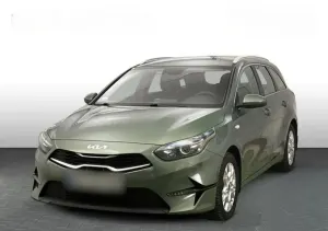 Kia  Ceed 1.5 T-GDI M