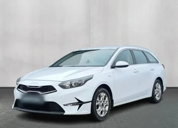 Kia Ceed 1.5 T-GDI M 2024 - używany samochód w leasingu