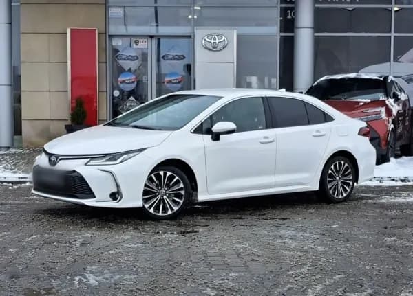 Toyota Corolla 1.8 Hybrid Style 2024 - używany samochód w leasingu