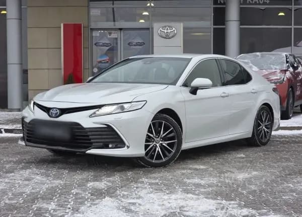 Toyota Camry 2.5 Hybrid Executive CVT 2023 - używany samochód w leasingu