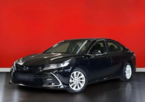 Toyota Camry 2.5 Hybrid Comfort CVT 2023 - używany samochód w leasingu